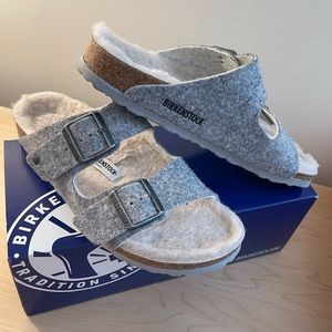 Birkenstock Arizona Rivet Light Grey Size 8